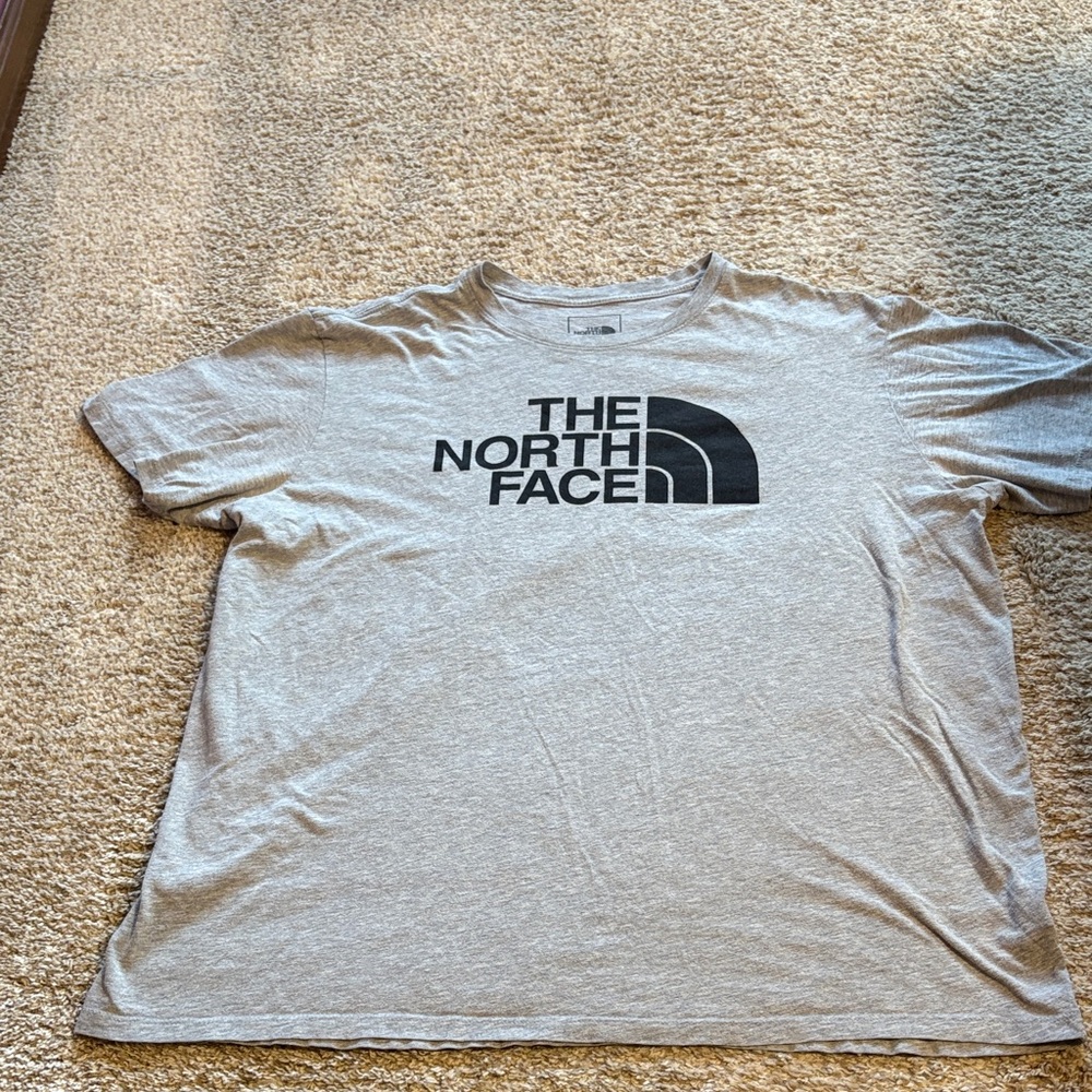 The North Face Gray Short Sleeve Tee